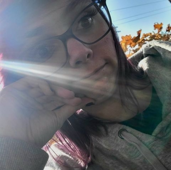 Meet your Posher, Victoria - Picture 1 of 1